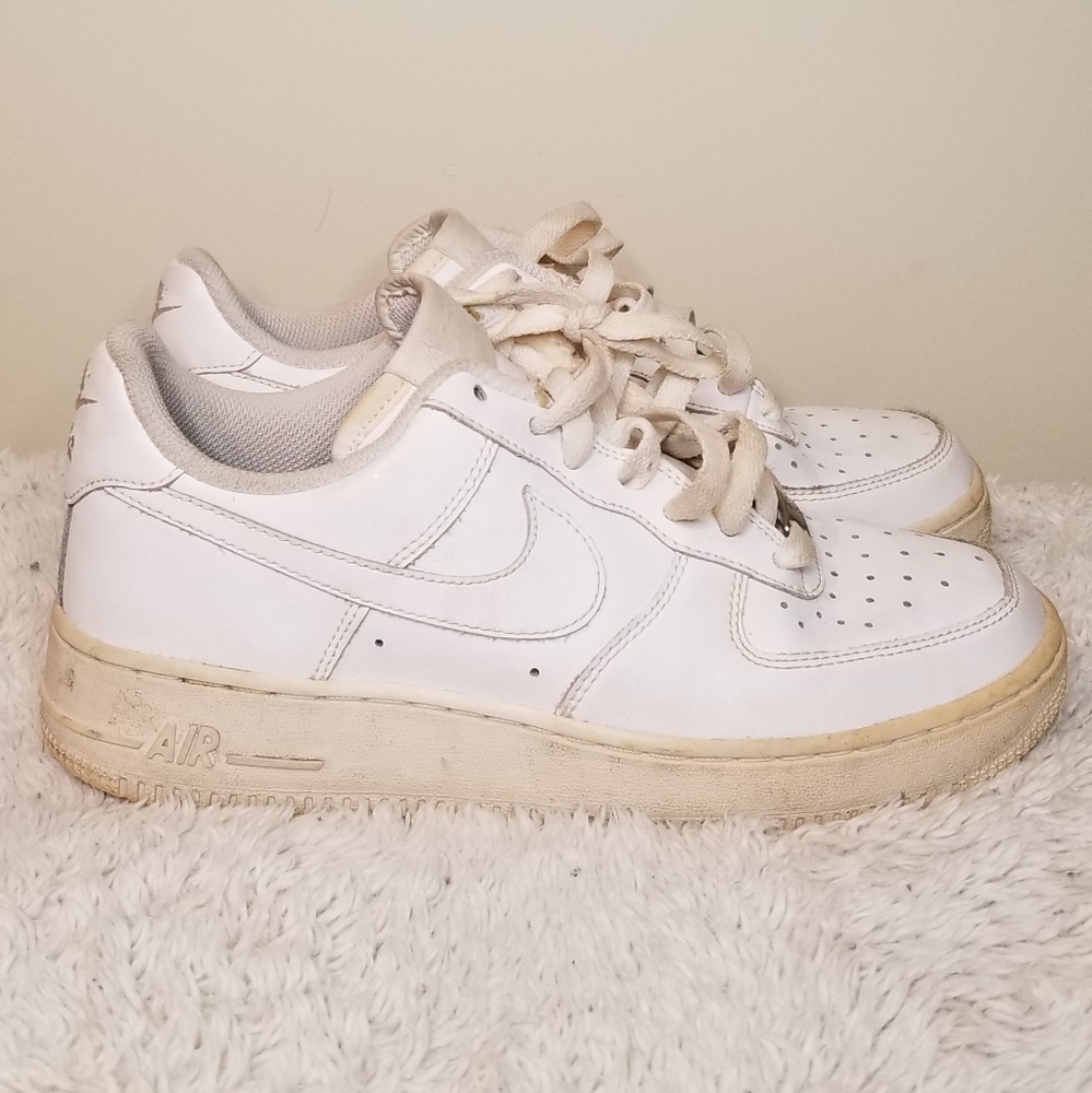 Sz 6Y Nike Air Force One White